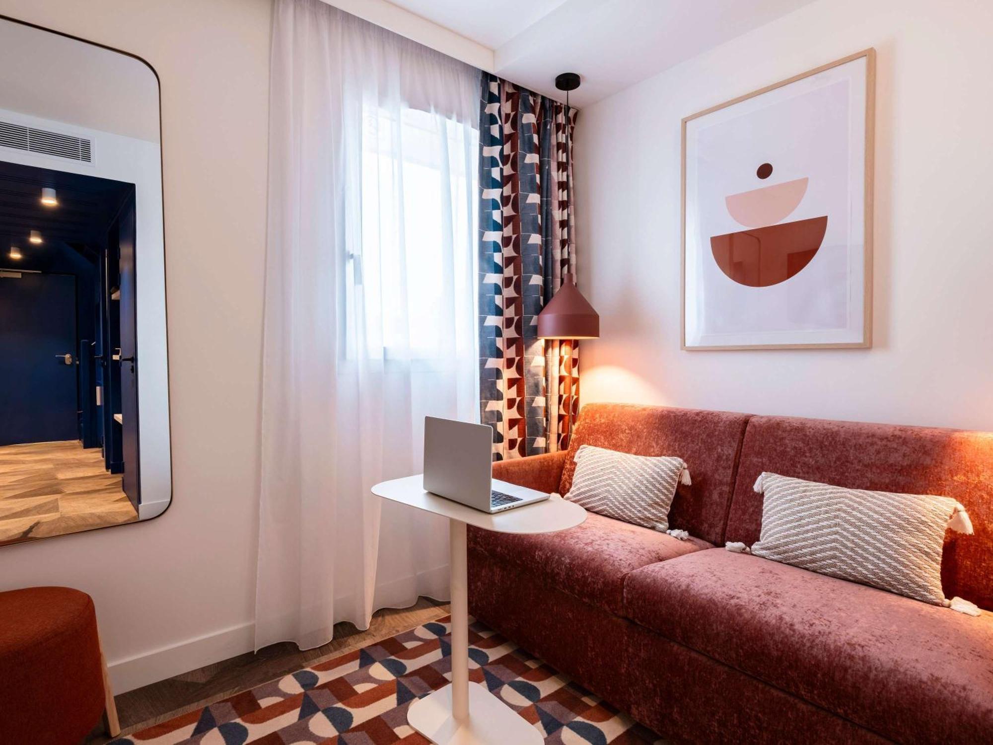 Mercure 4*
