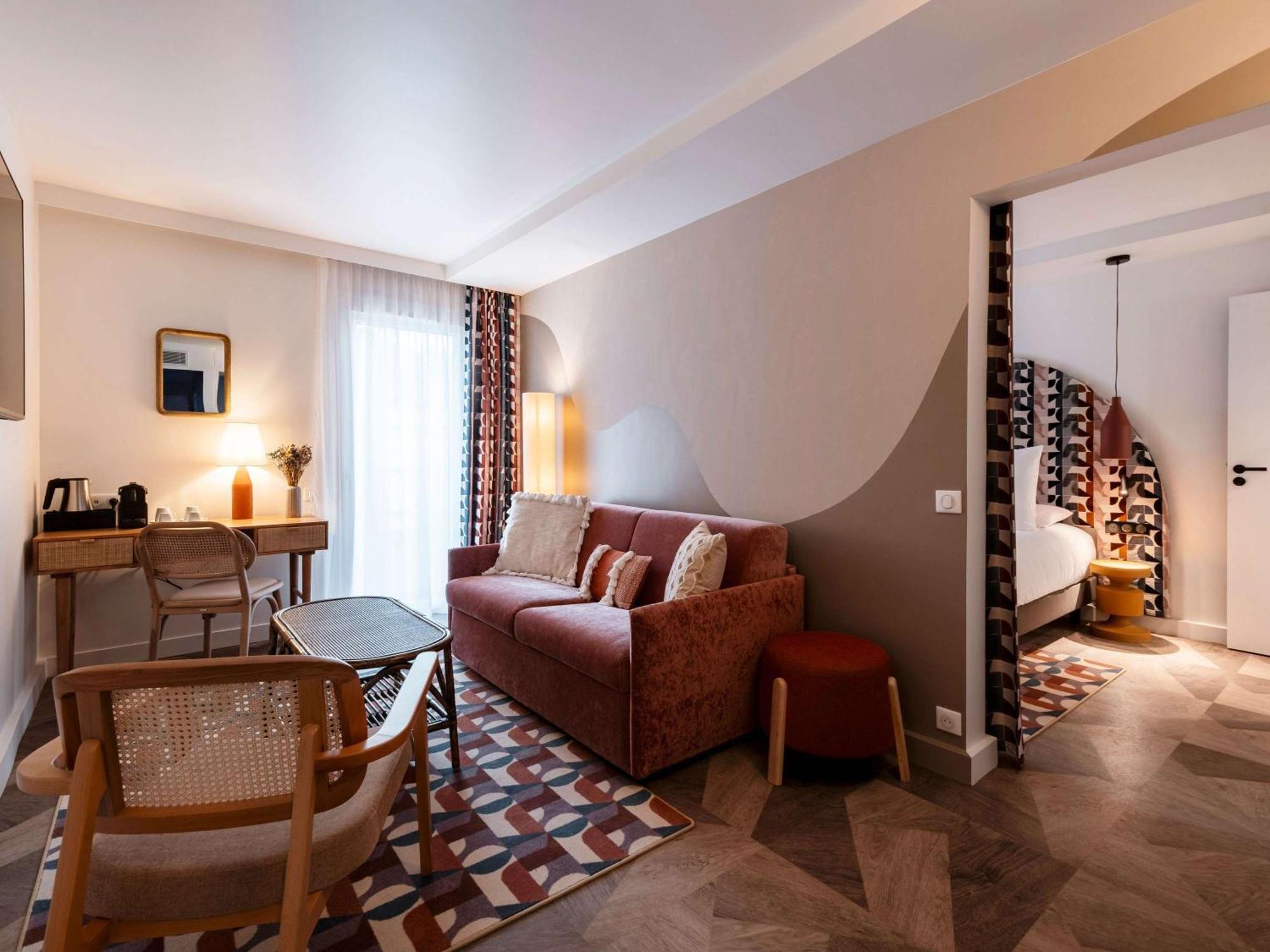 Mercure 4*